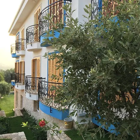 Apartahotel Clementin Suits