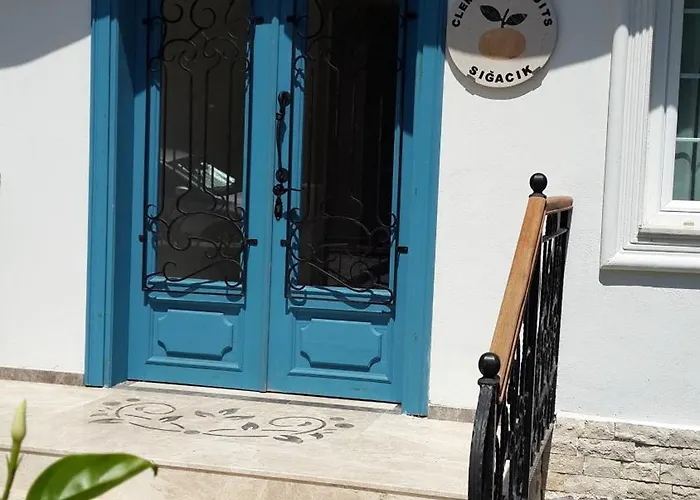 Apartahotel Clementin Suits