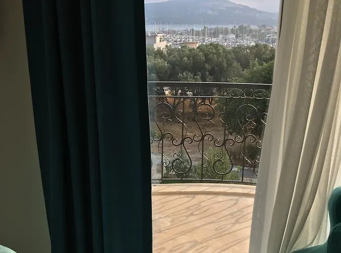 Apartahotel Clementin Suits