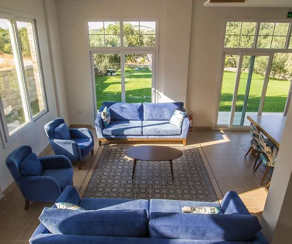 Clementin Suits 3* Siğacık