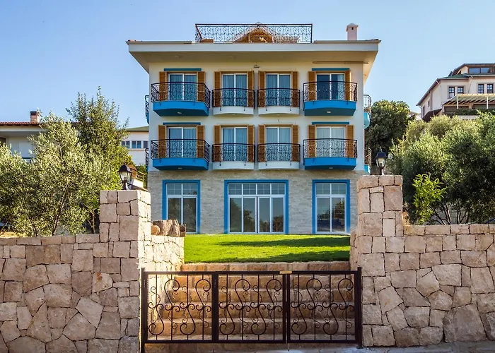 Apartahotel Clementin Suits Siğacık