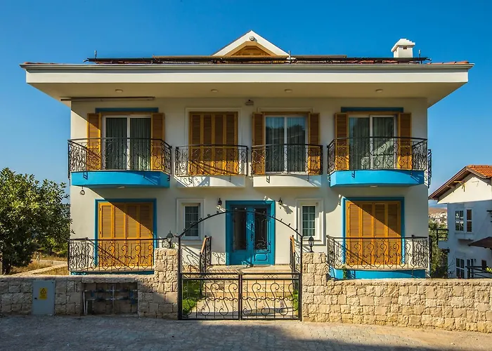 Clementin Suits Siğacık