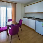 Clementin Suits 3* Siğacık