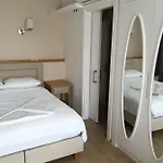 Clementin Suits 3* Siğacık