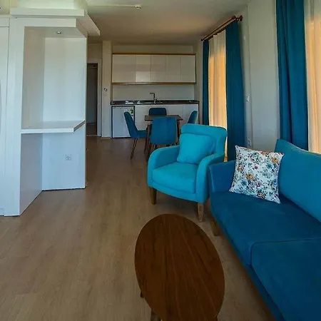 Hotel apartamentowy Clementin Suits