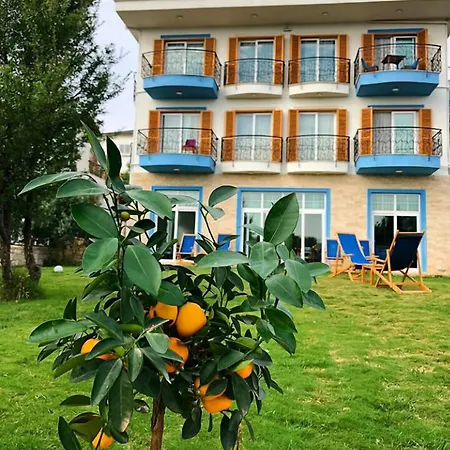 Clementin Suits מלון דירות Siğacık