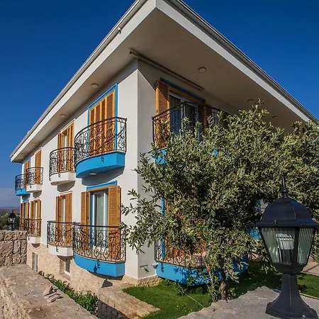 Hotel apartamentowy Clementin Suits