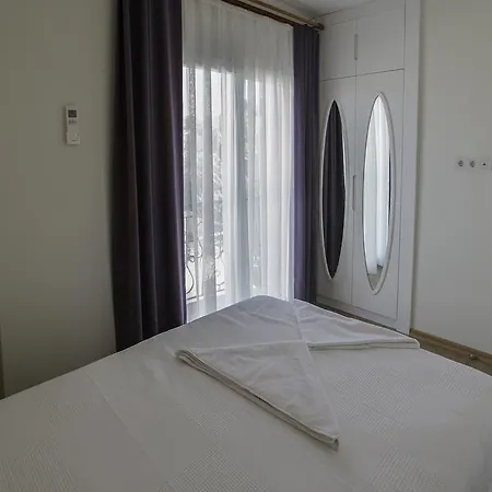 Aparthotel Clementin Suits Siğacık
