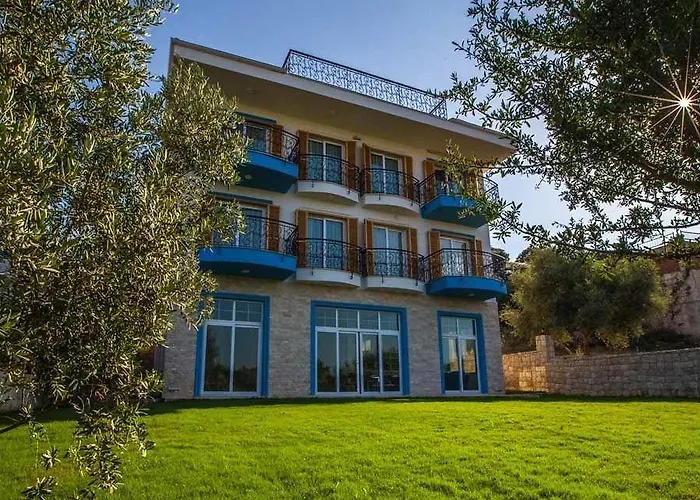 Clementin Suits Hotel apartamentowy