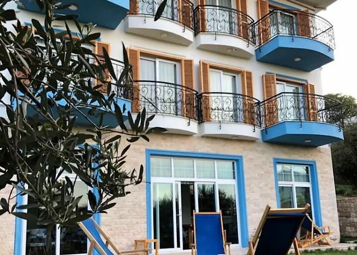 Clementin Suits Siğacık