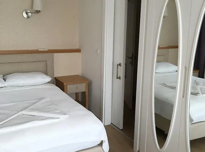 Clementin Suits 3* Siğacık