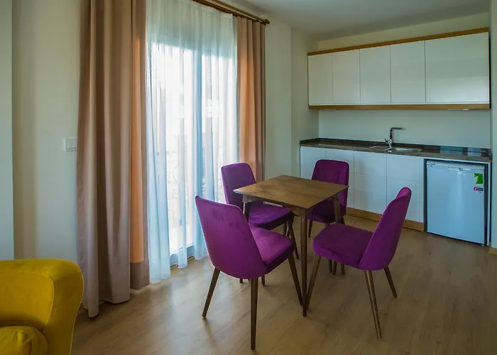 Clementin Suits Aparthotel 3*