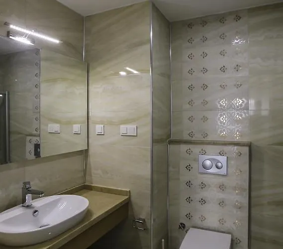 Hotel apartamentowy Clementin Suits